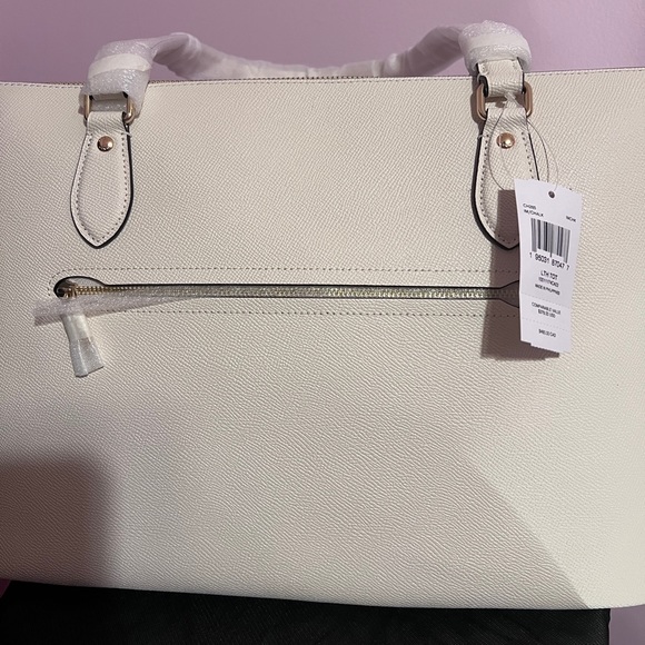 Coach Large Tote in Chalk - Picture 5 of 9